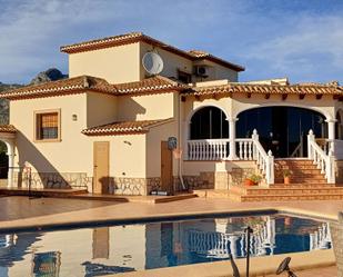 Vista exterior de Casa o xalet en venda en Parcent amb Aire condicionat, Calefacció i Jardí privat