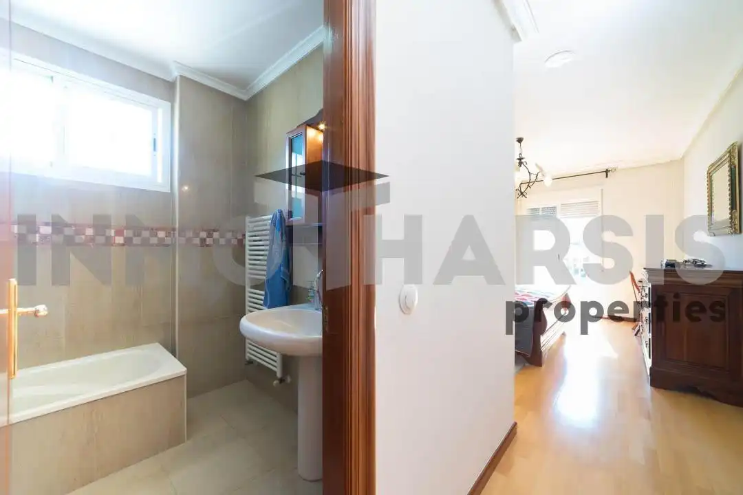 Villa mit Terrasse zum Verkauf in AVIACION (U) 1, imagen 48