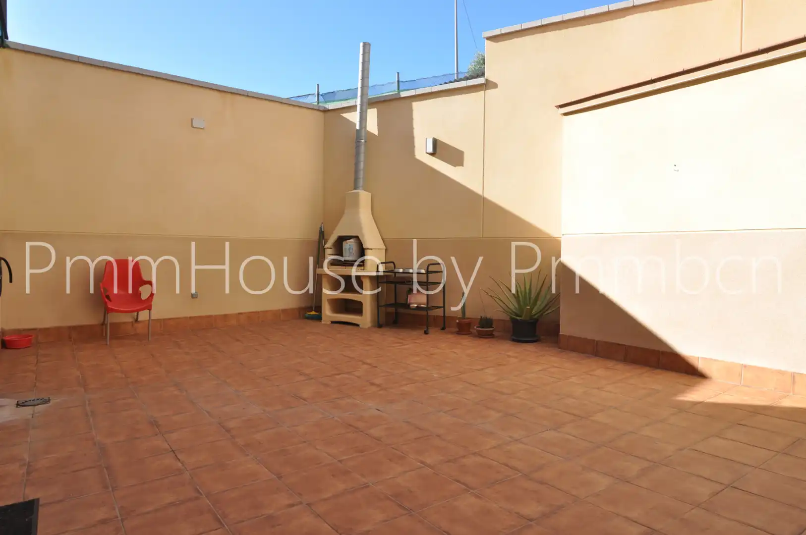 Terrasse von Gebäude zum Verkauf in Gavà
