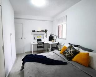 Bedroom of Apartment to share in  Madrid Capital