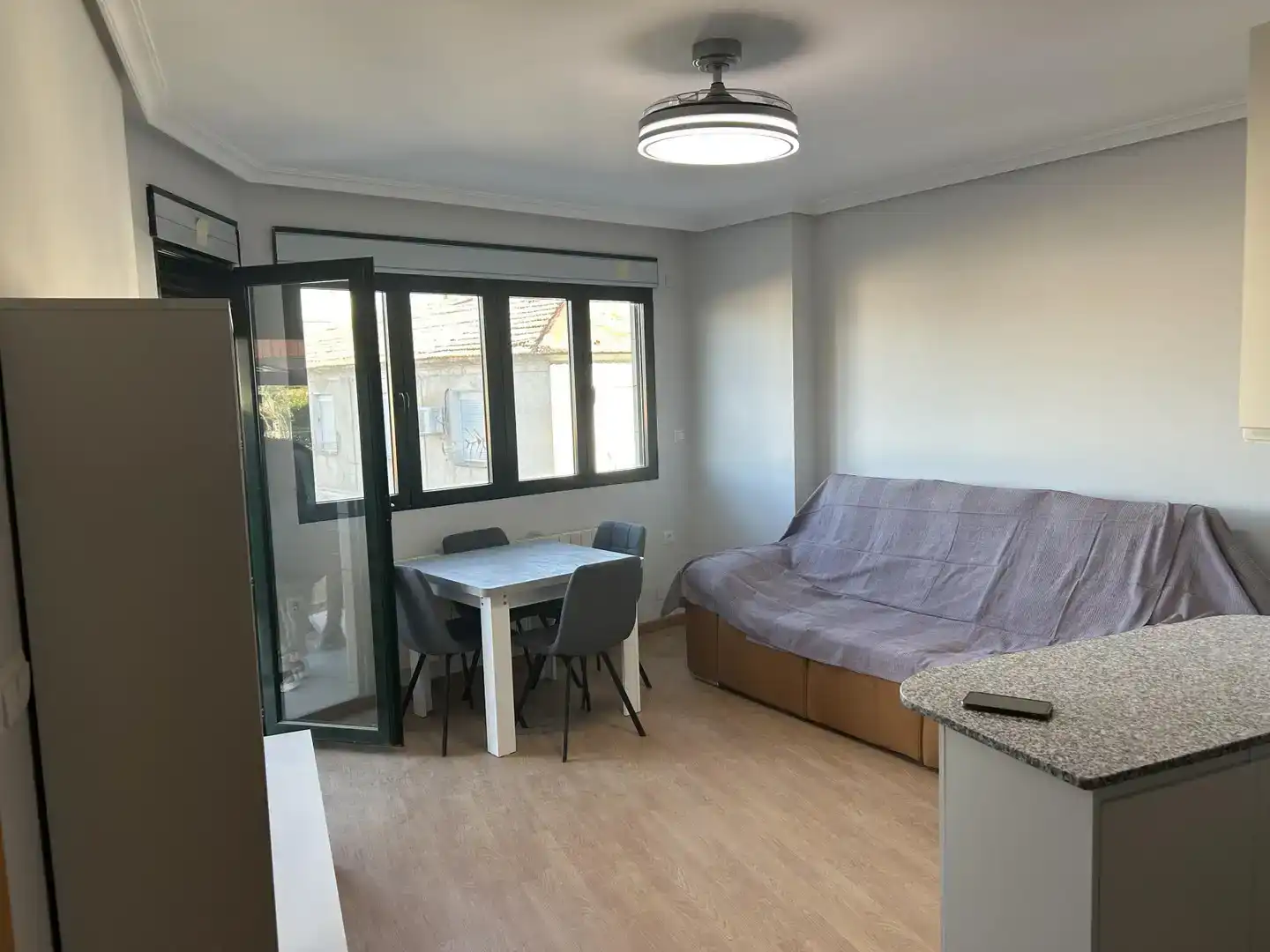 Sala d'estar de Pis de lloguer en Cehegín amb Aire condicionat, Moblat i Balcó