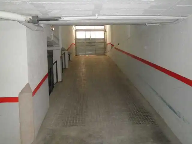 Aparcament amb ascensor en venda a C/ Del Puig, imagen 2