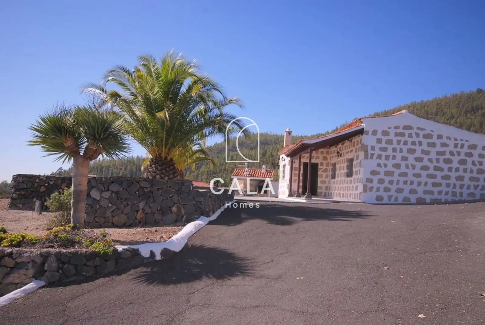 Exterior view of Houses for sale in Granadilla de Abona  with Air Conditioner, Heating and Furnished