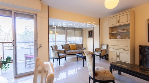 Foto 2 de Pis en venda a Calle Pintor Aparicio, Ensanche - Diputación, Alicante / Alacant