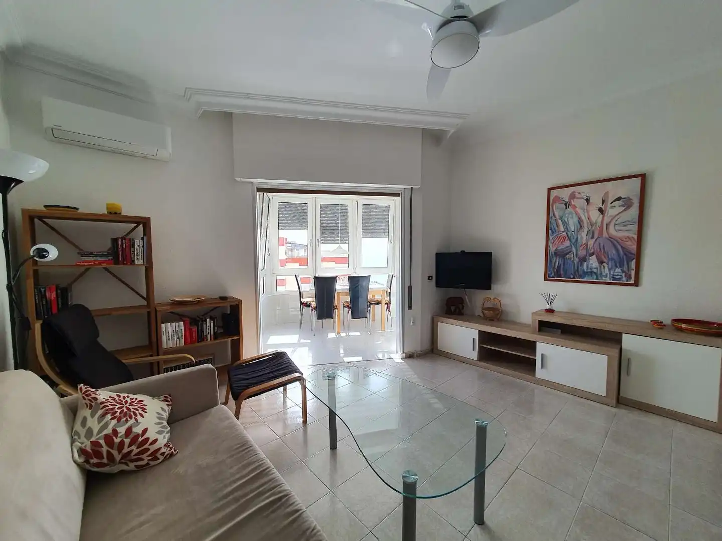 Appartement compact avec piscine à louer à Centro Internacional