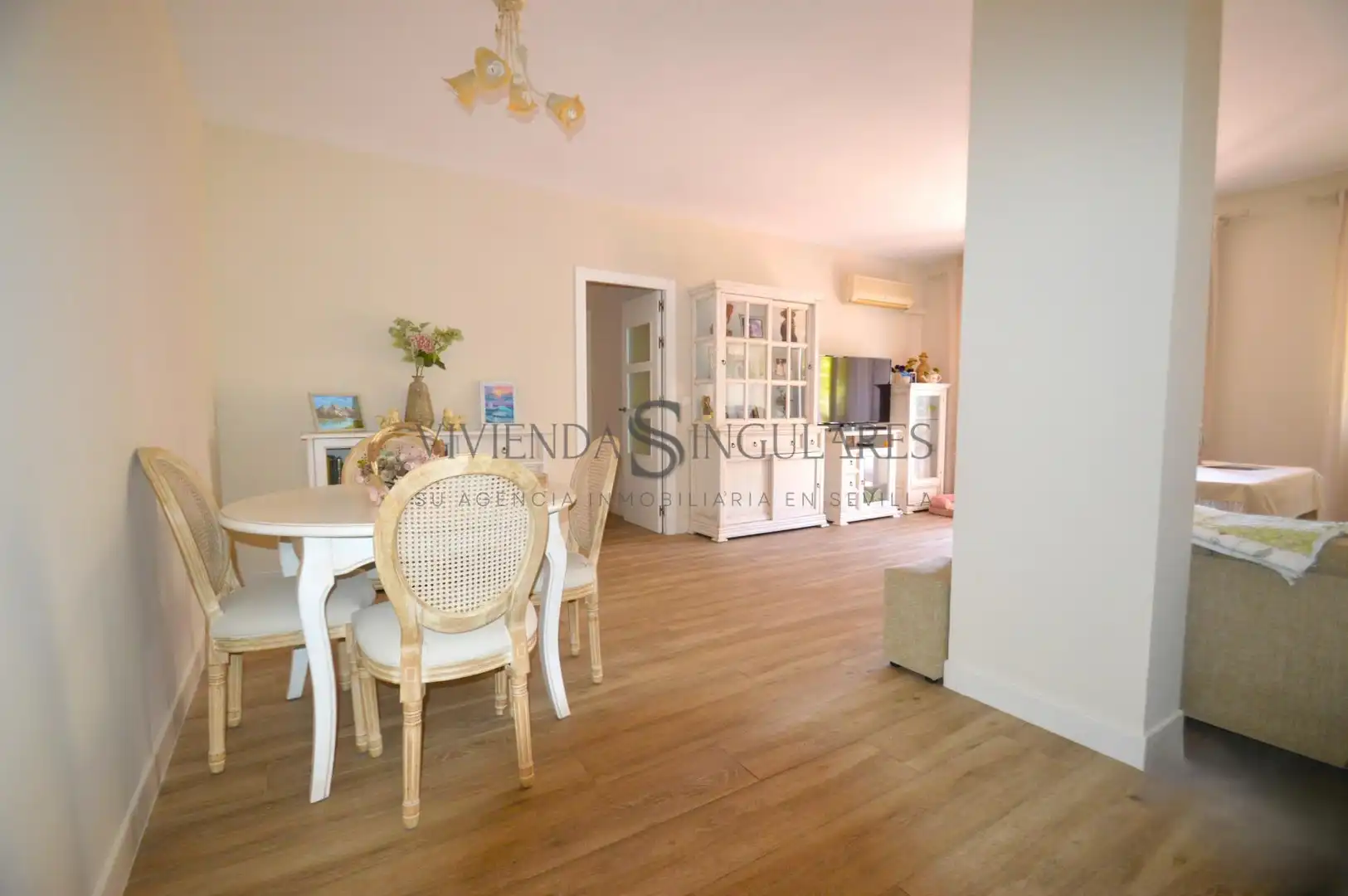 Dining room of Flat for sale in Sevilla  with Air Conditioner, Heating and Private garden