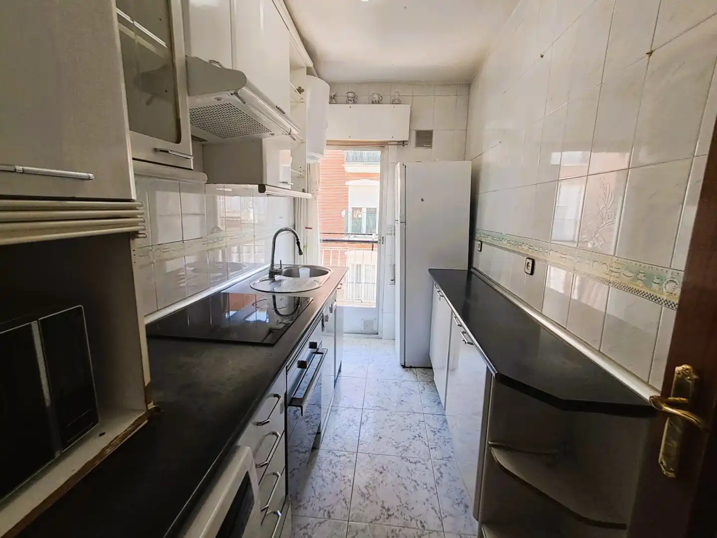 Cocina de Piso en venta en Madrid con Calefacción, Terraza y Alarma