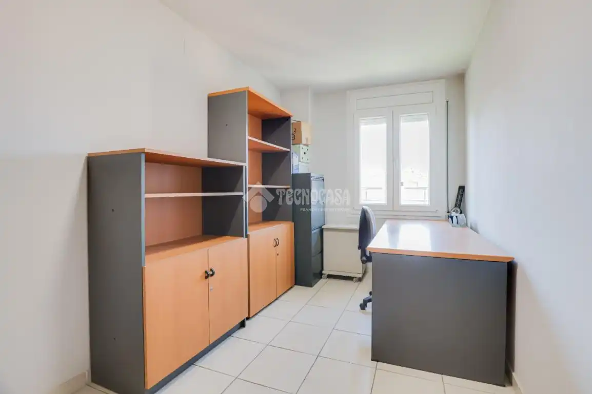 Flat for sale in Granollers  with Heating and Balcony