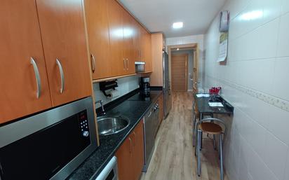 Kitchen of Flat for sale in Salamanca Capital  with Terrace and Balcony