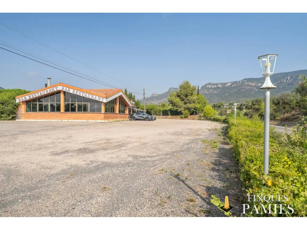 Vista exterior de Casa o xalet en venda en Alforja amb Aire condicionat, Jardí privat i Terrassa