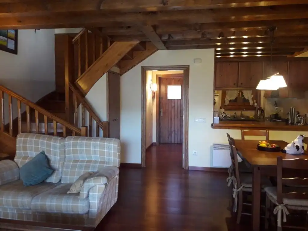 Terraced house with pool to rent in Avinguda del Segre 21, imagen 8