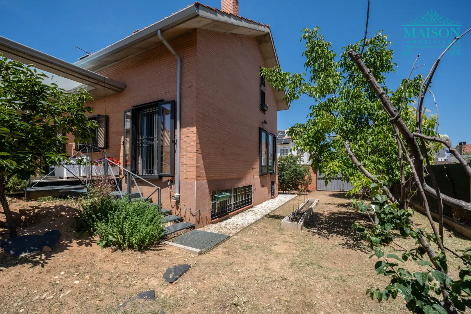Vista exterior de Casa o chalet en venta en Valdetorres de Jarama con Aire acondicionado, Calefacción y Jardín privado