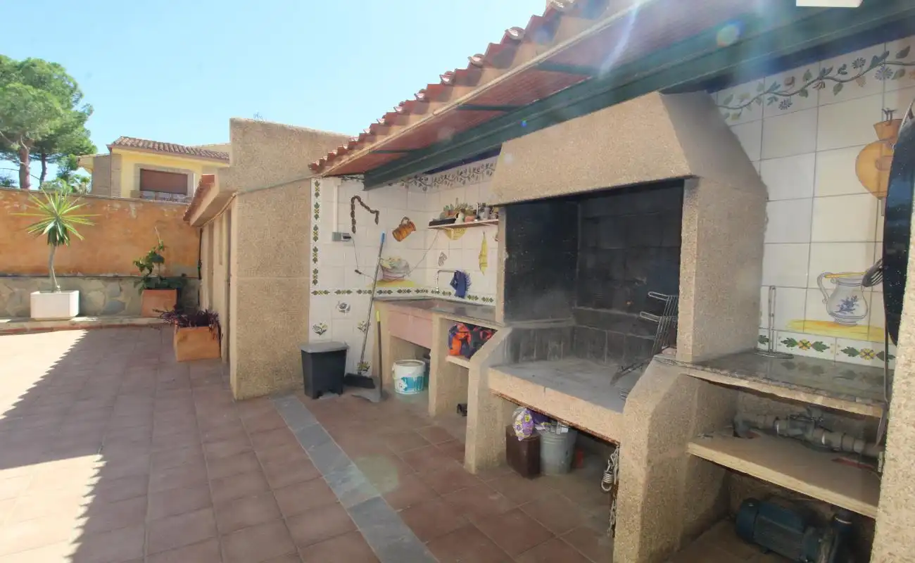 Terrassa de Casa o xalet en venda en L'Eliana amb Aire condicionat, Calefacció i Jardí privat