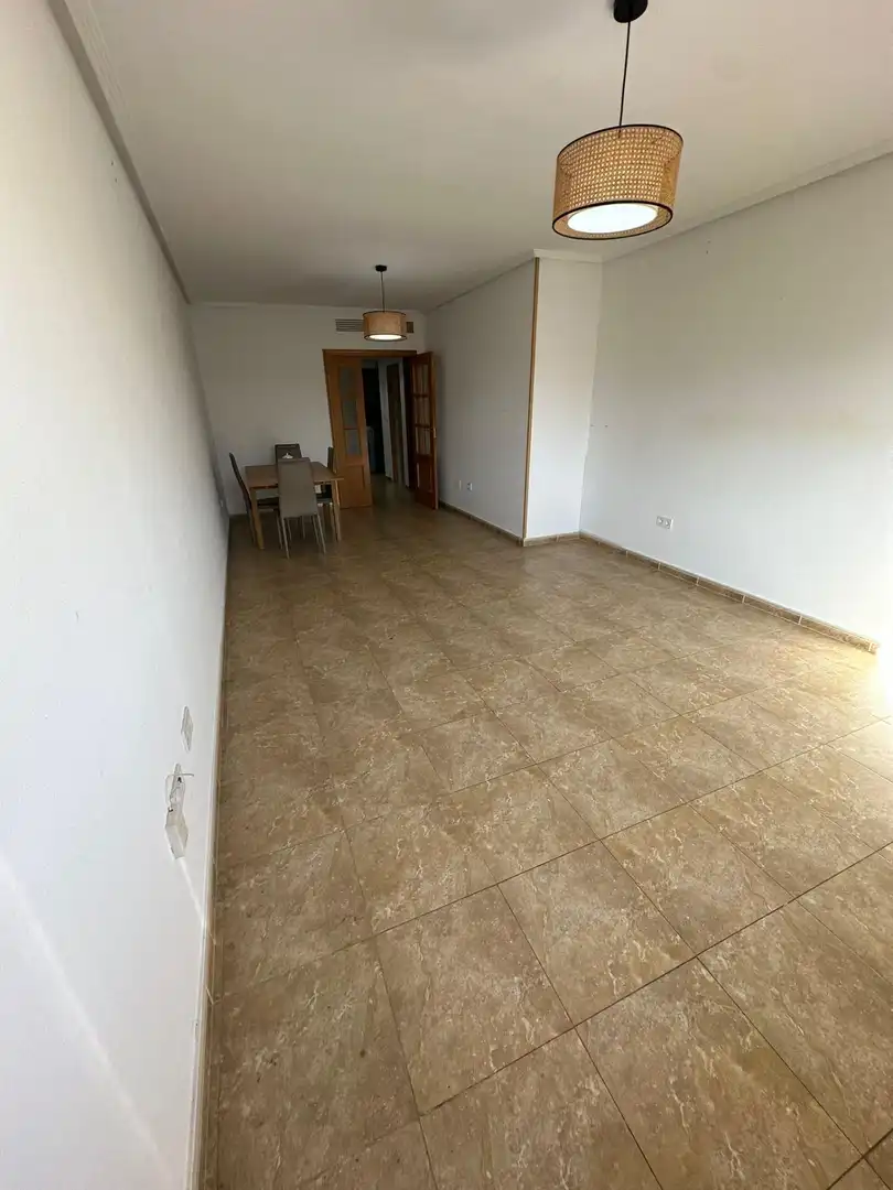Dachboden zum Verkauf in Murcia mit Klimaanlage, Terrasse und Abstellraum