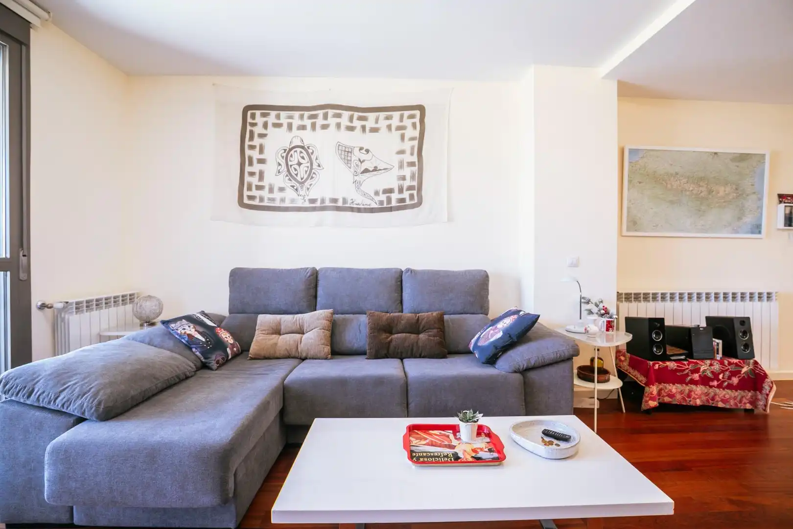 Sala de estar de Piso en venta en Sabiñánigo con Calefacción, Jardín privado y Terraza