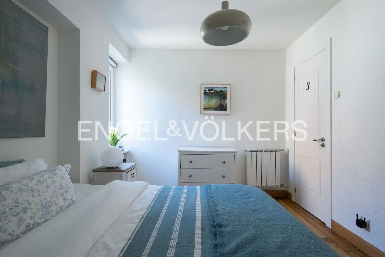 Habitación de Ático en venta en Irun  con Calefacción, Amueblado y Balcón