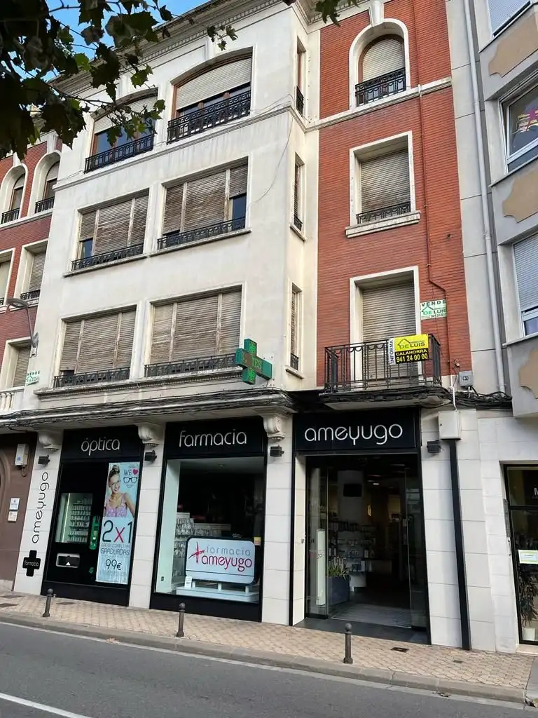 Außenansicht von Wohnung zum Verkauf in Calahorra