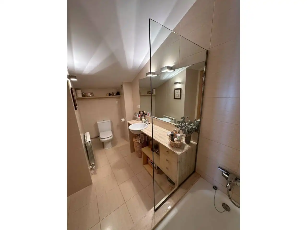 Bathroom of Attic for sale in Isona i Conca Dellà, Lleida