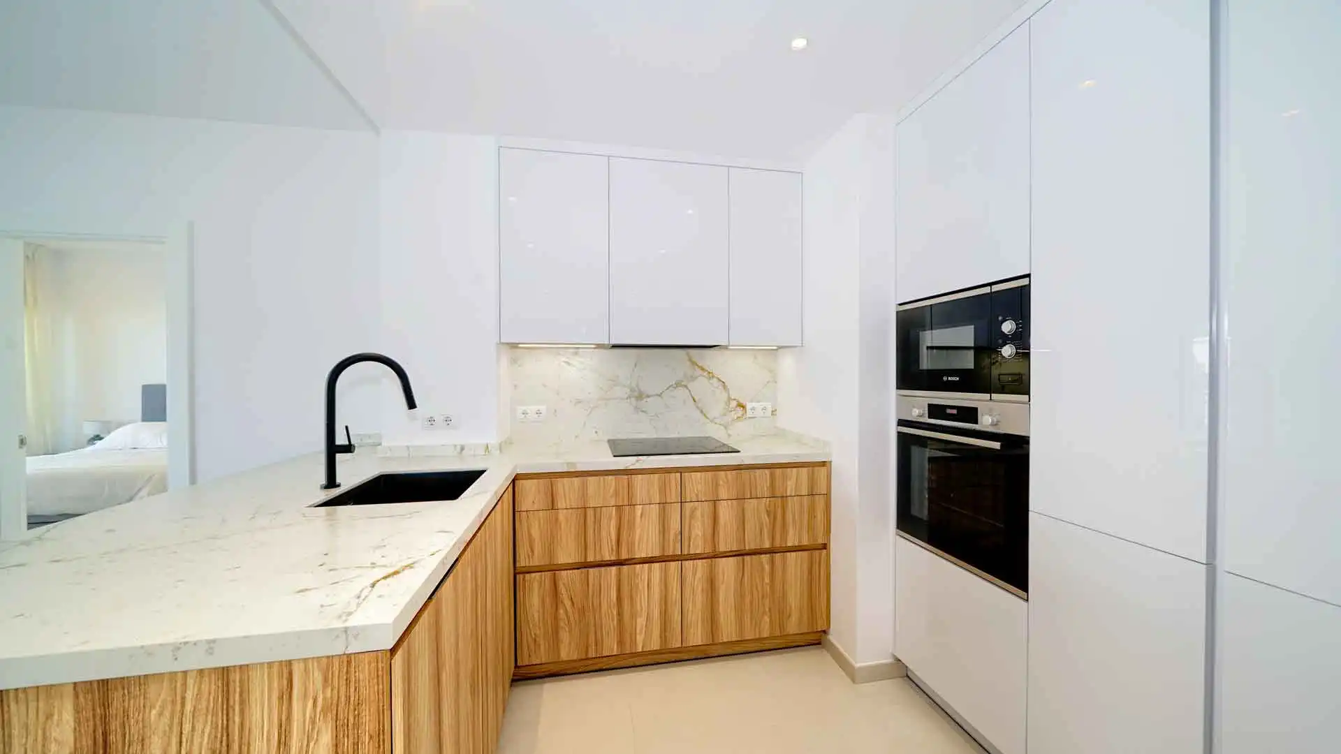 Cocina de Ático en venta en Marbella con Aire acondicionado, Terraza y Piscina