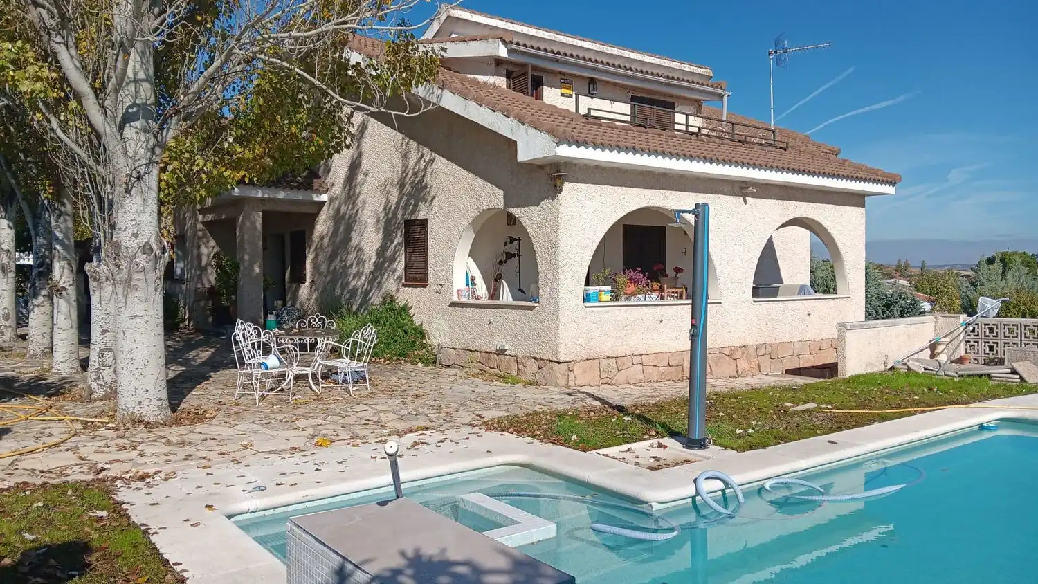 Villa mit Pool zum Verkauf in Torrejón del Rey