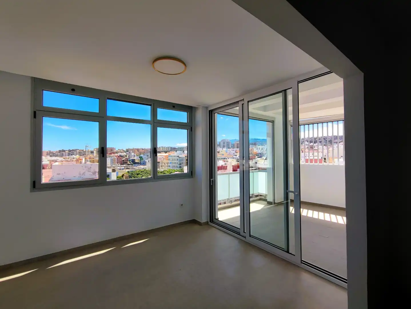 Terrasse von Wohnung zur Miete in Santa Cruz de Tenerife mit Klimaanlage, Terrasse und Ofen
