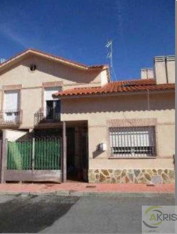 Exterior view of House or chalet for sale in Alcabón