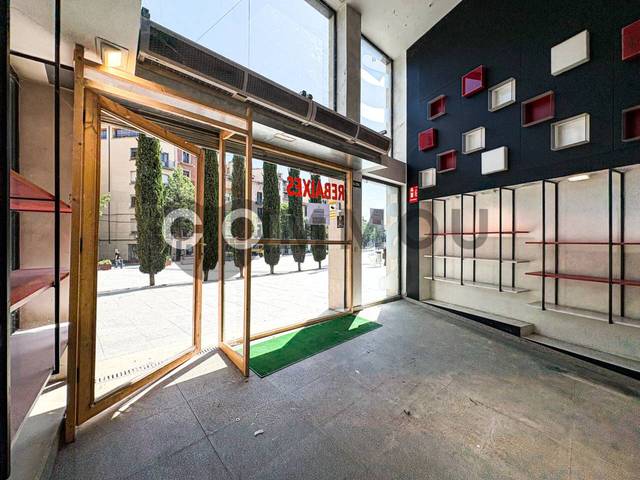 Local comercial en Alquiler en Centre