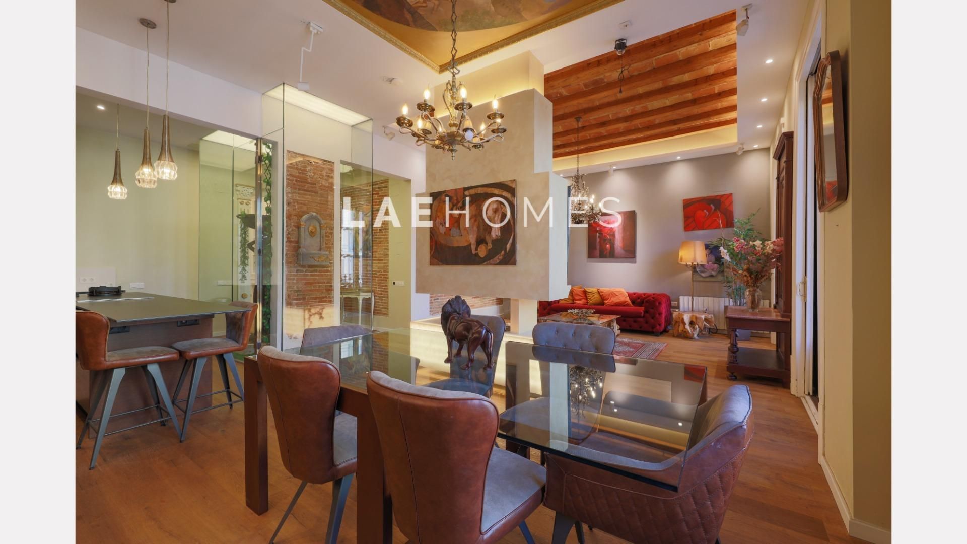 Menjador de Pis en venda en  Barcelona Capital amb Aire condicionat, Calefacció i Terrassa