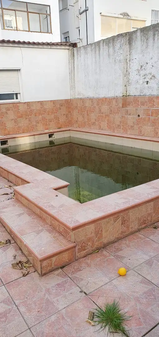 Schwimmbecken von Wohnung zum Verkauf in Cáceres mit Heizung, Privatgarten und Schwimmbad