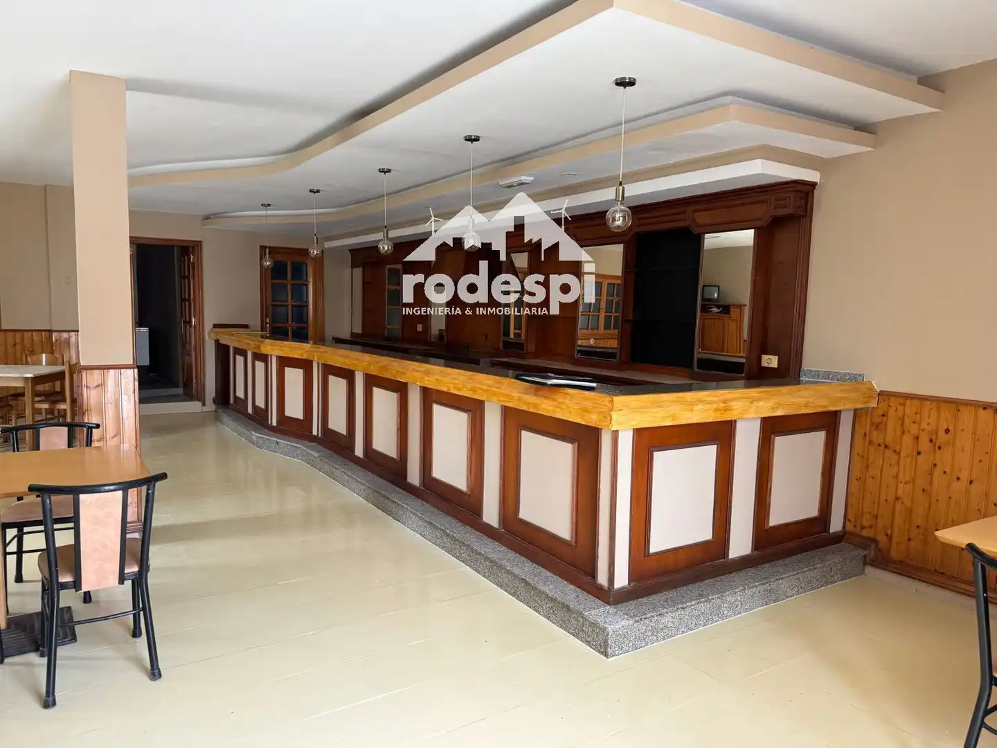 Commercial properties for rent in Arbo  with Furnished
