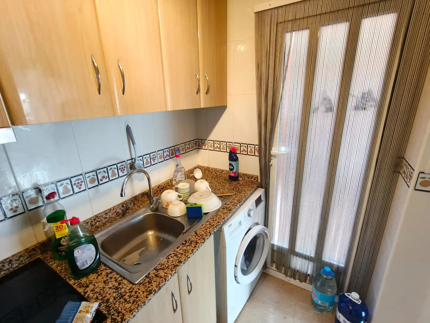 Küche von Einfamilien-Reihenhaus zum Verkauf in Murcia mit Privatgarten, Terrasse und Abstellraum