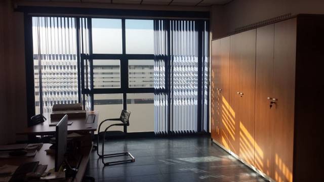 Nave industrial en Alquiler en Calle Antonio Hernández, 10 en Centro