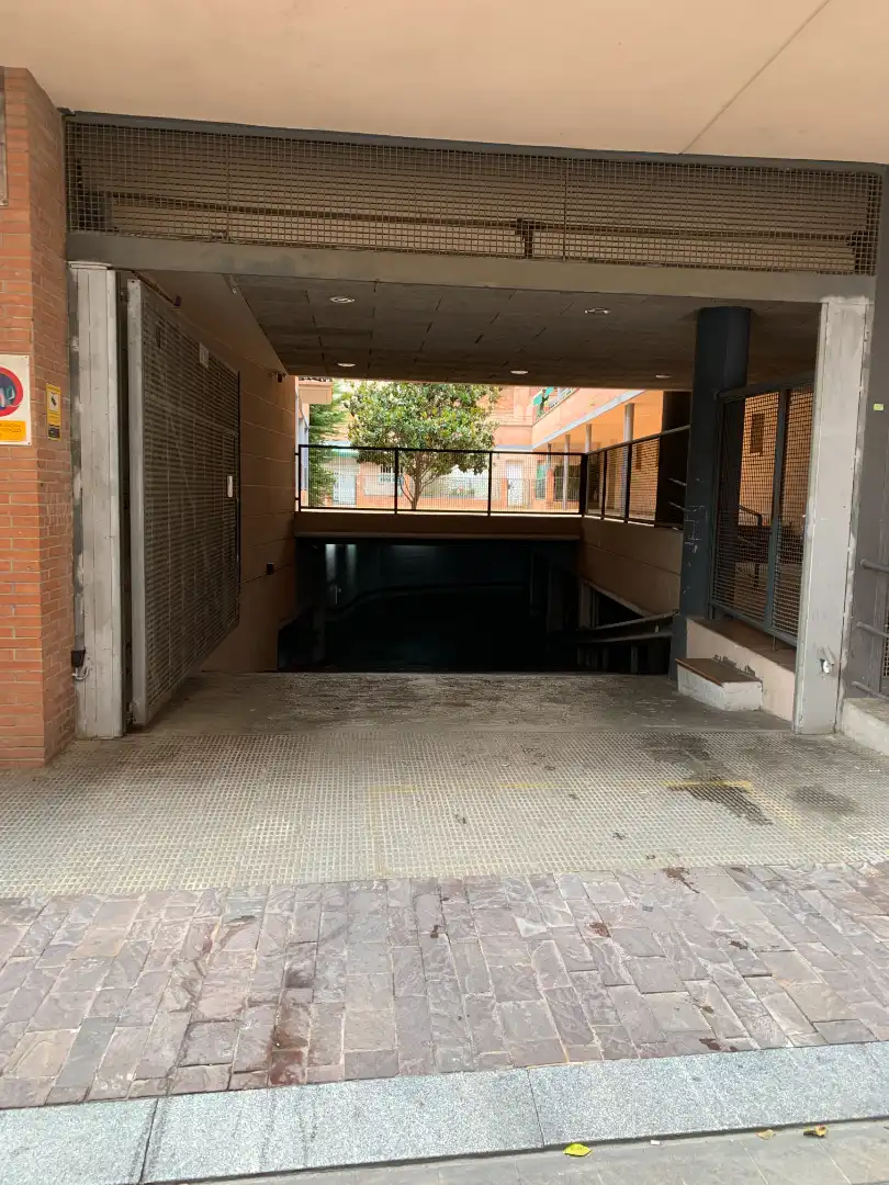 Individual amb ascensor en venda a Carrer de Gornals 18, imagen 2