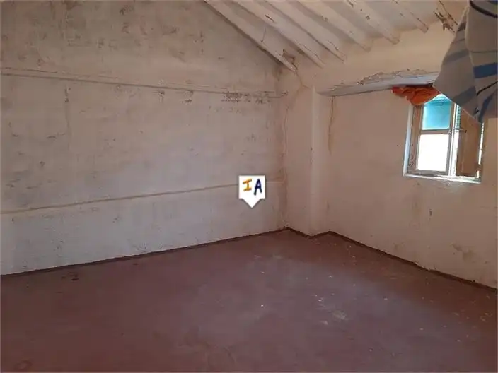 Detached homes for sale in Fuente-Tójar  with Storage room