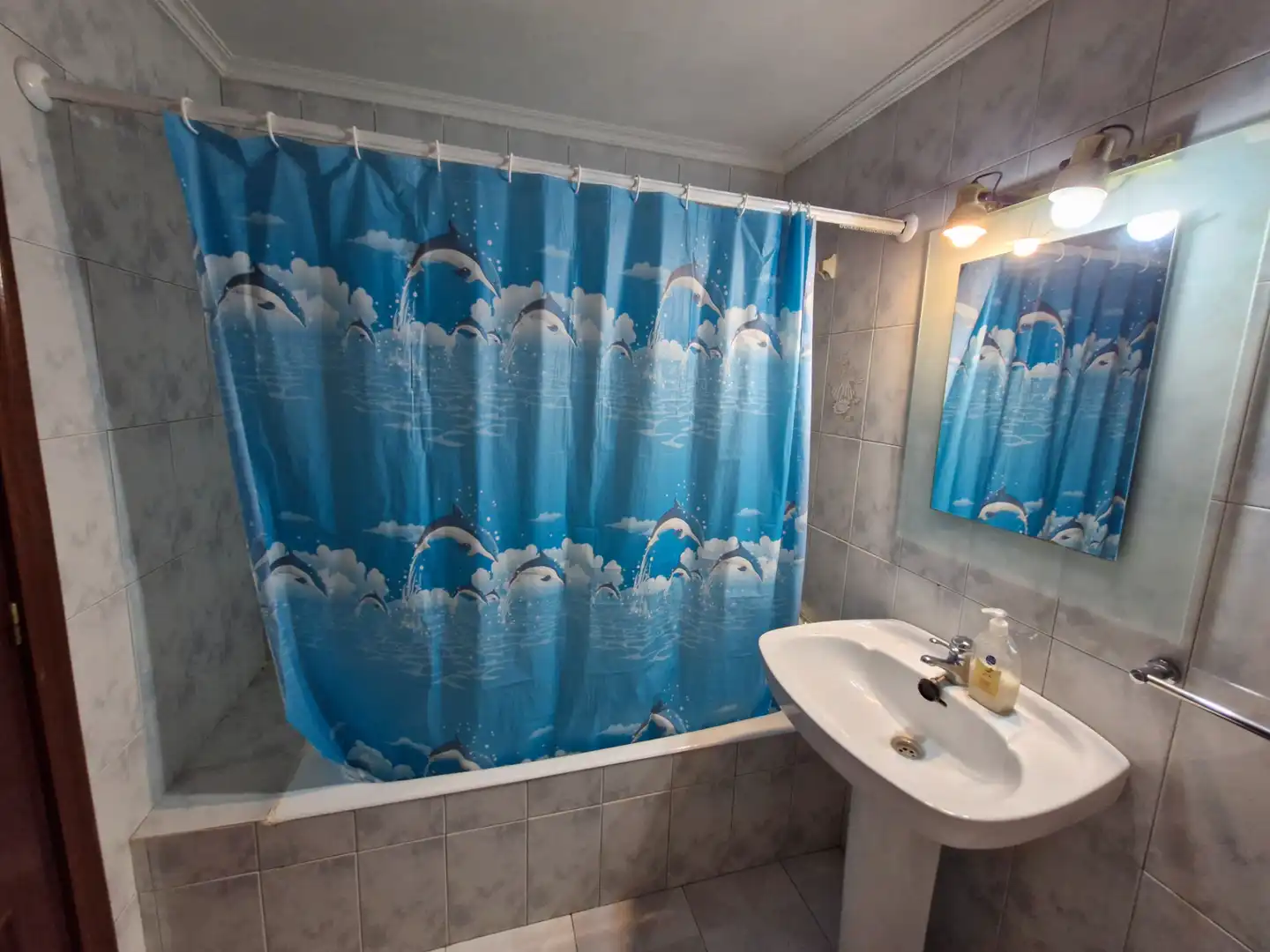 Baño de Piso de alquiler en Valle de Mena con Calefacción, Parquet y Amueblado
