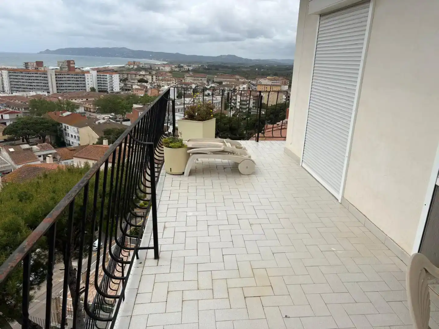 Terrassa de Pis per a compartir en L'Estartit amb Jardí privat, Moblat i Balcó