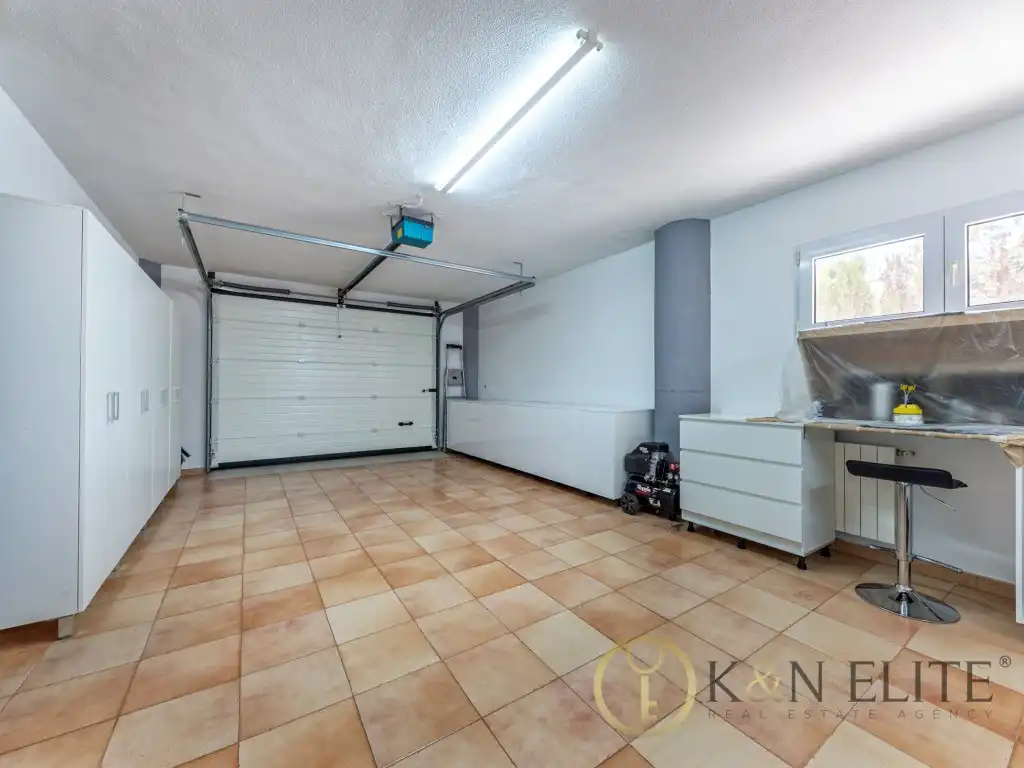 Casa o chalet en venta en Petrer con Aire acondicionado, Jardín privado y Piscina