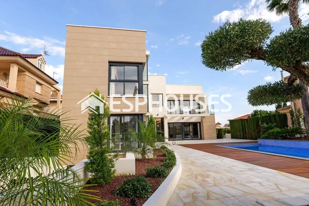 Chalet con terraza en venta en Playa del Acequión, Náufragos y Rocío del Mar, imagen 25