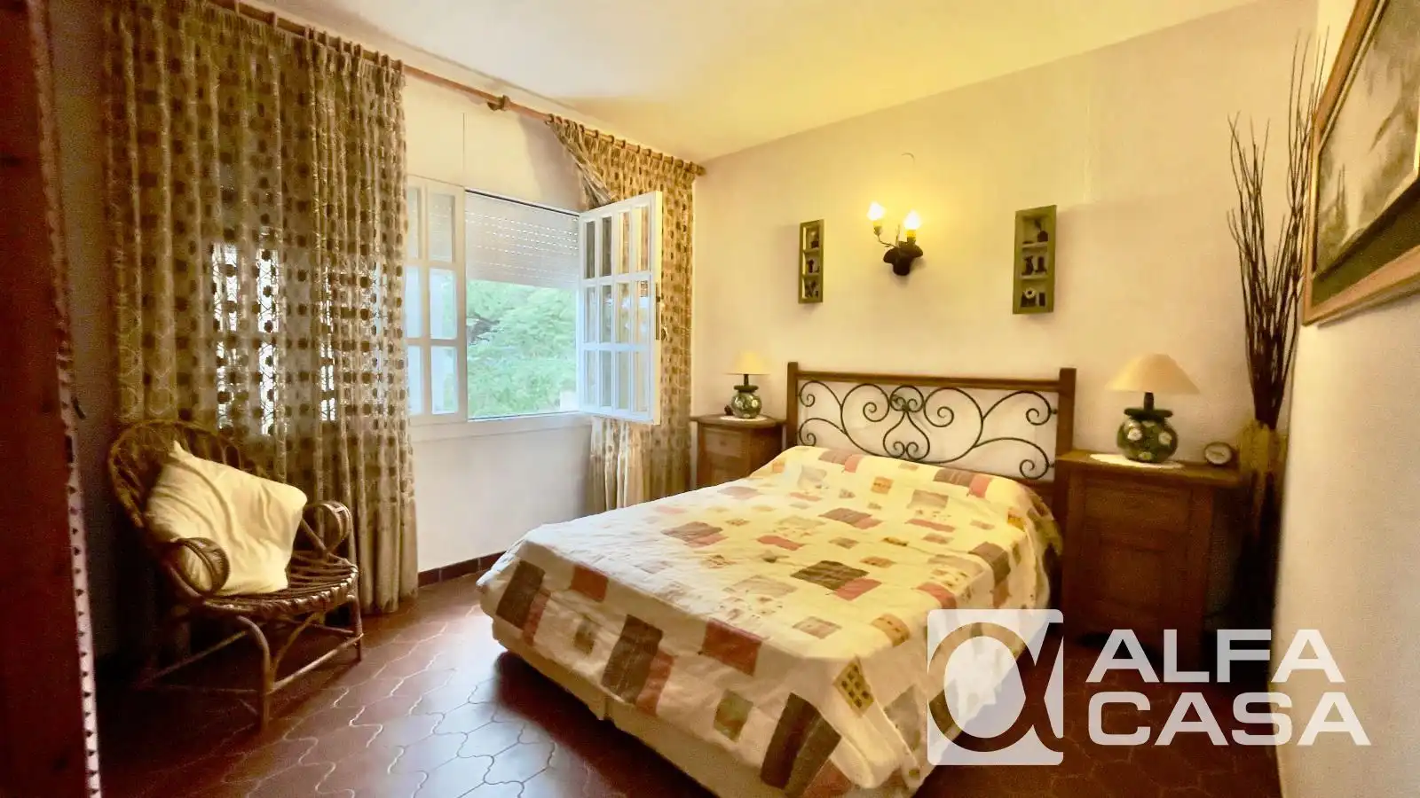 Bedroom of Houses for sale in Canyelles