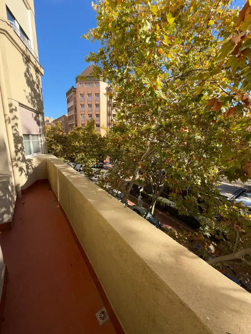 Exterior view of Flat for sale in Zaragoza  with Heating, Terrace and Furnished