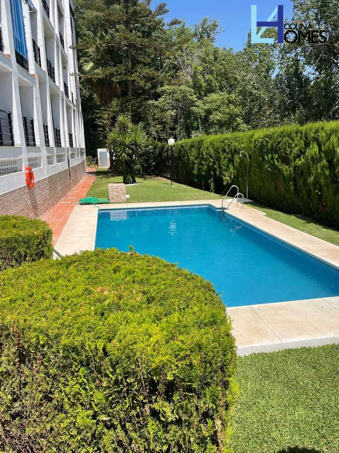 Swimming pool of Flat to rent in Torremolinos  with Air Conditioner, Terrace and Furnished