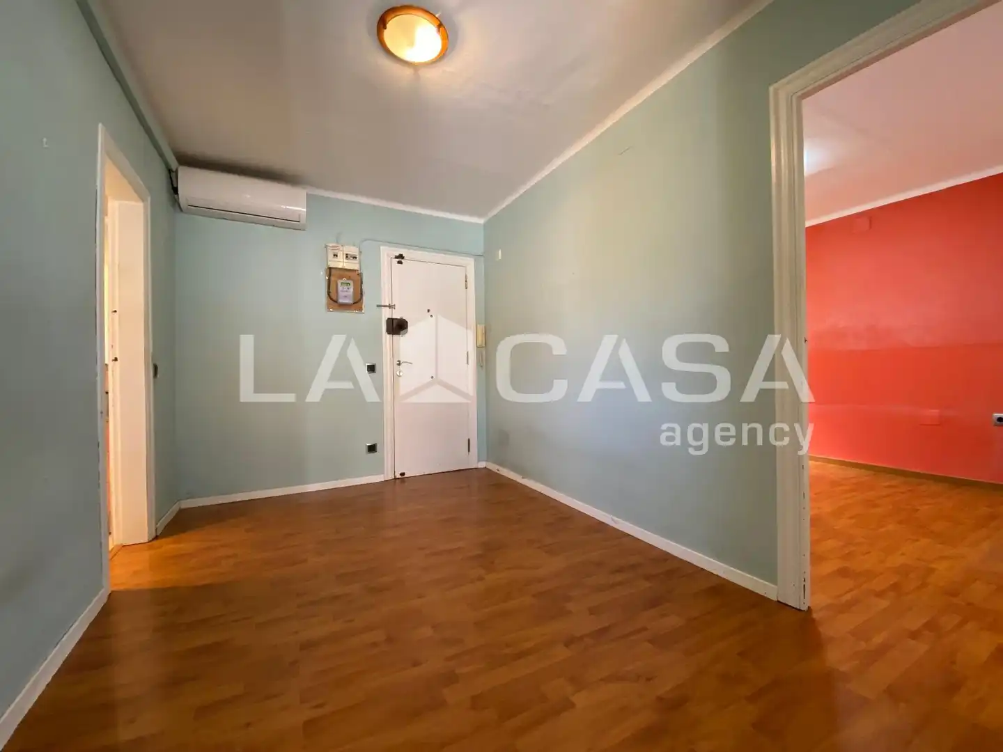 Ático en venta en Santa Coloma de Gramenet con Calefacción y Terraza