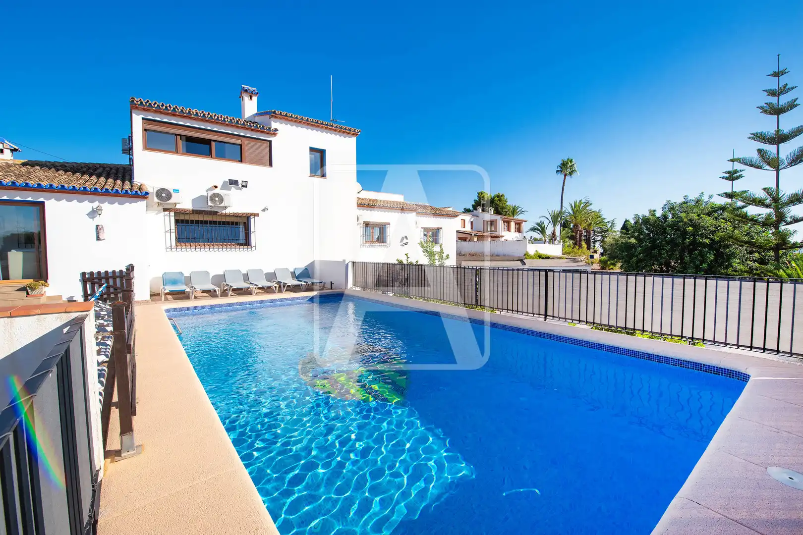 Piscina de Finca rústica en venda en Teulada amb Aire condicionat, Calefacció i Jardí privat