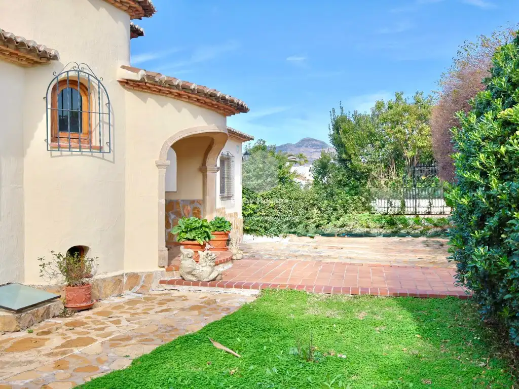 Houses for sale in Partides comunes - Adsubia