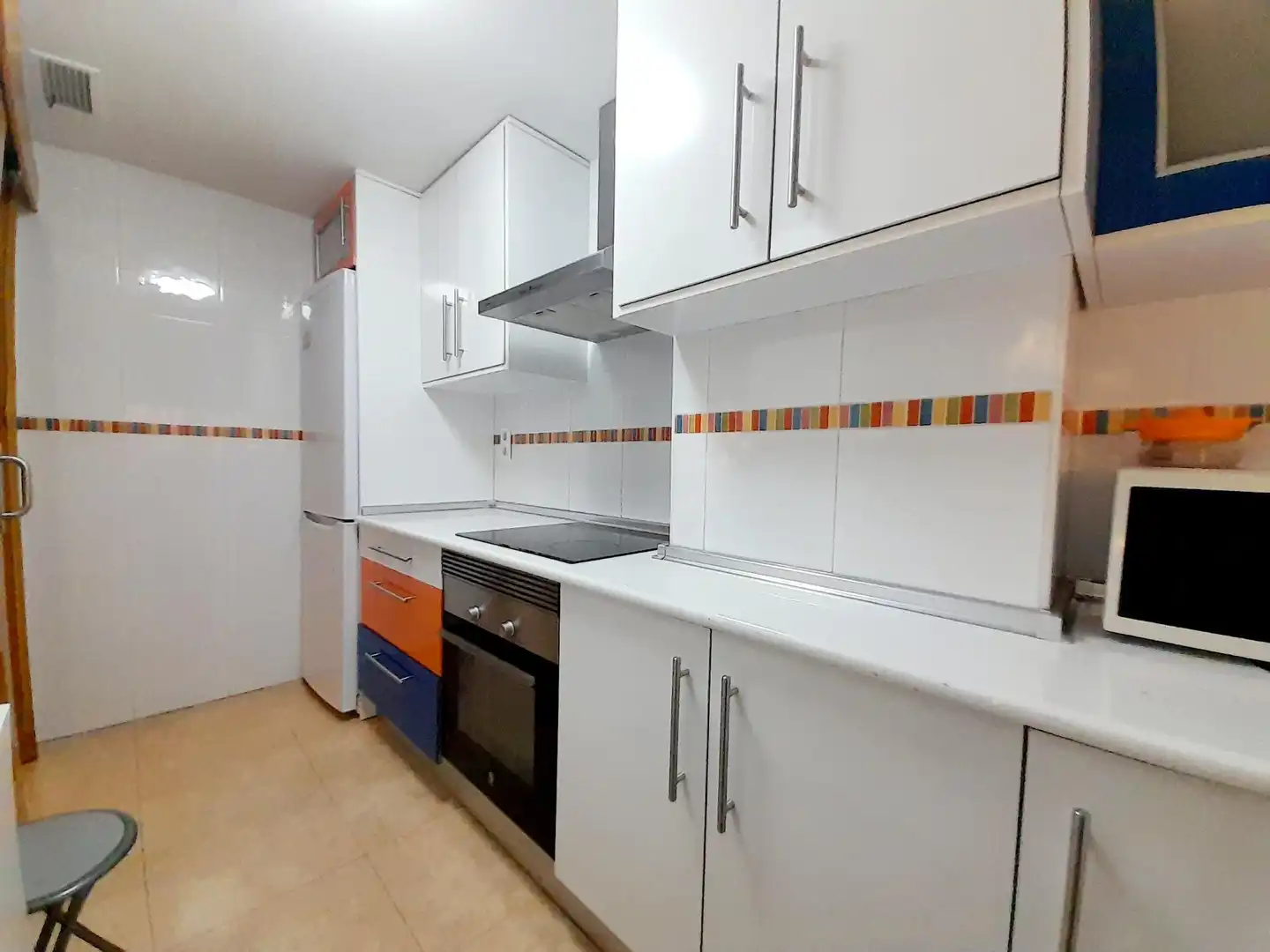 Wohnung zur Miete in Avenida de los Jerónimos, Guadalupe