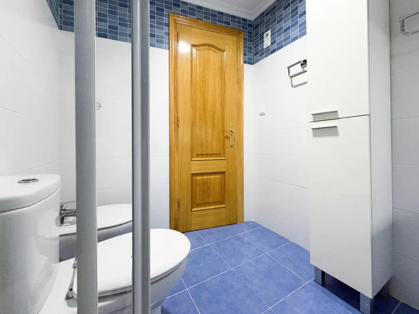 Baño de Piso en venta en Valencia con Aire acondicionado, Calefacción y Trastero
