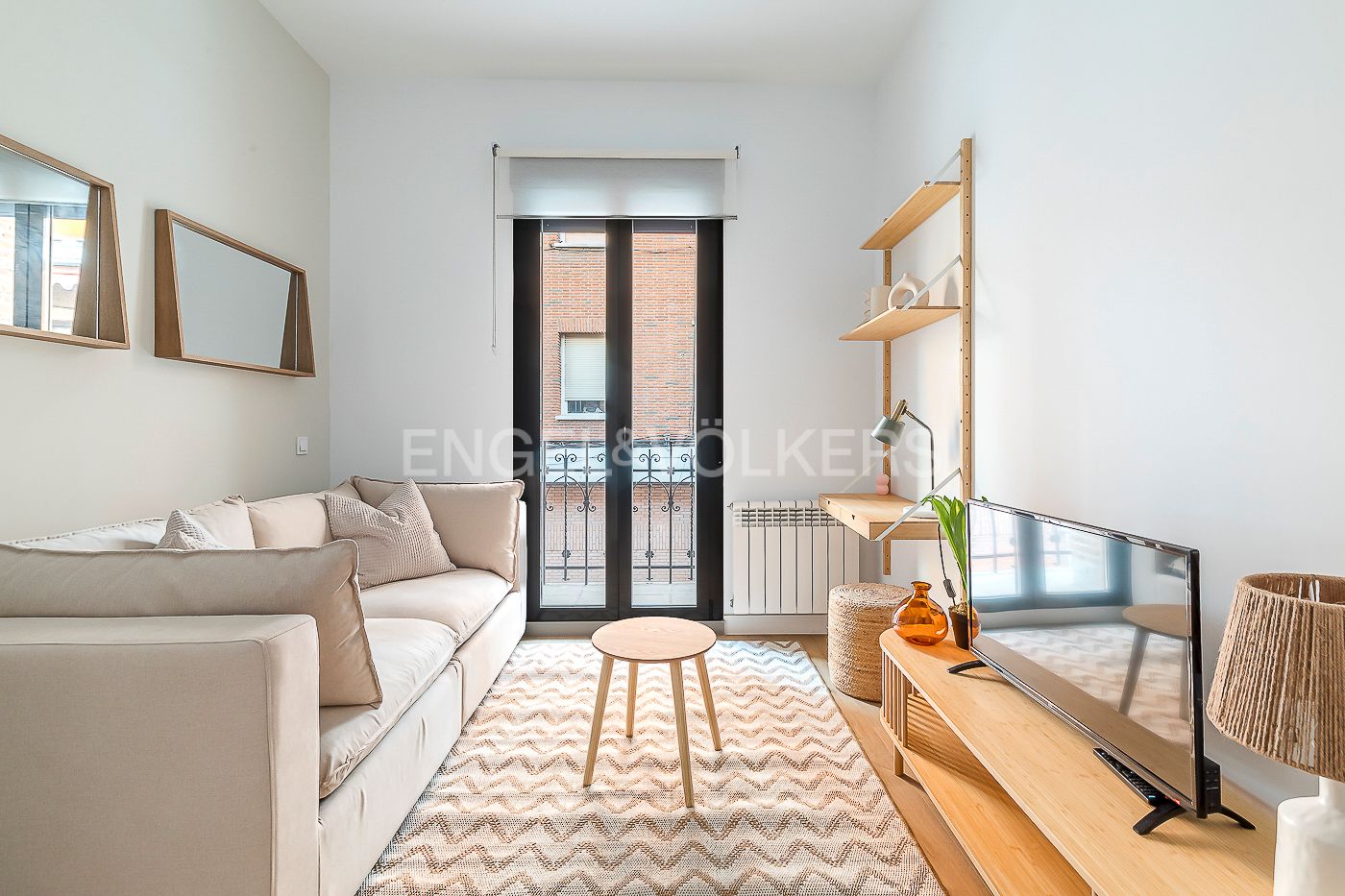 Living room of Apartment to rent in  Madrid Capital  with Air Conditioner, Heating and Furnished