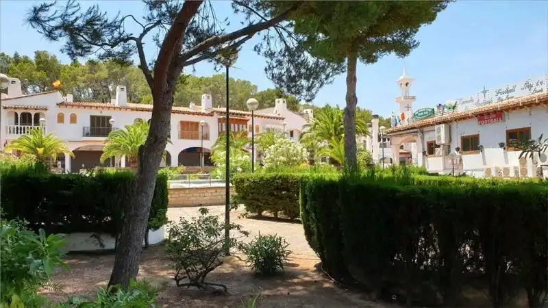 Vista exterior de Local en venda en Calvià
