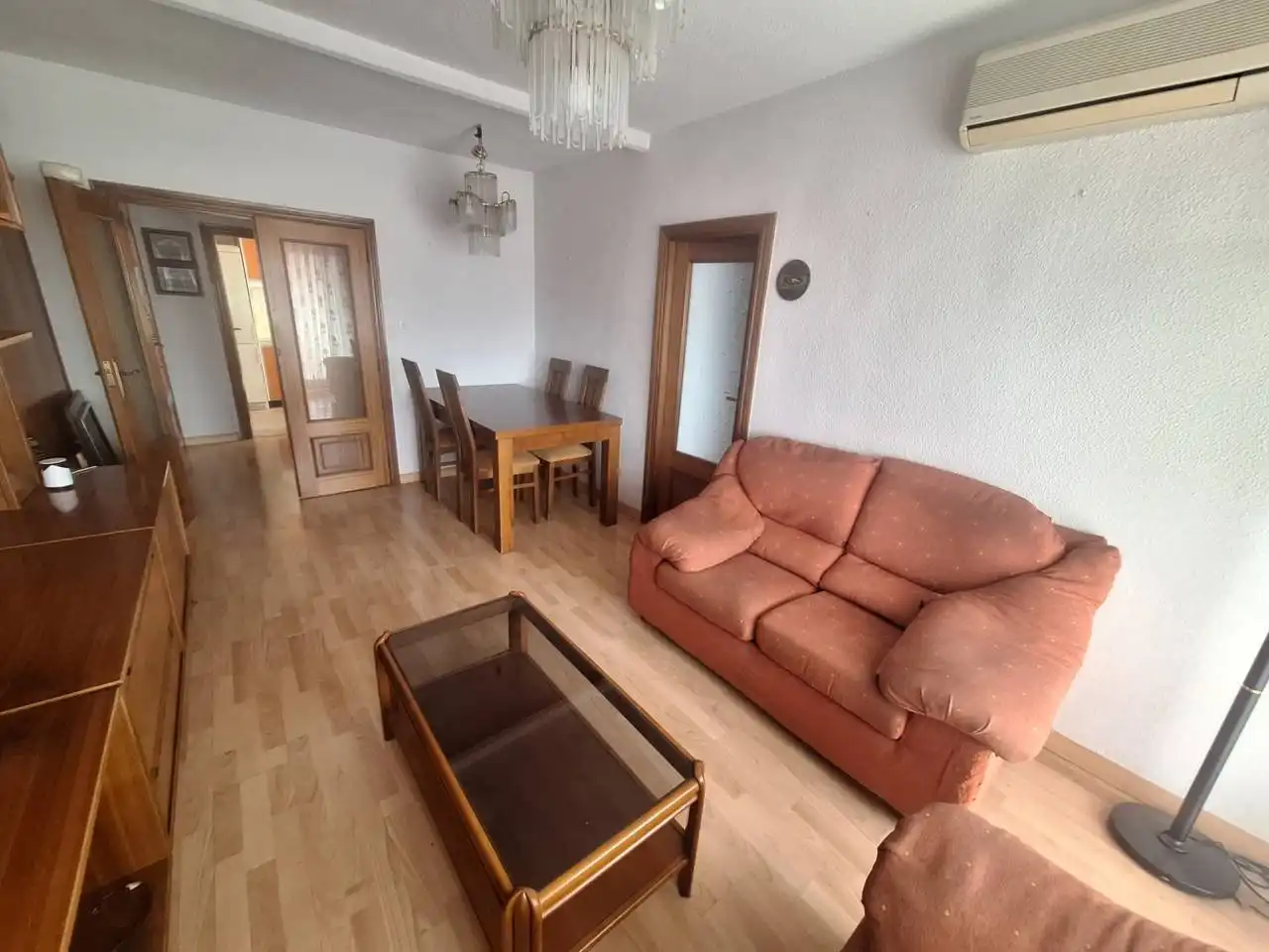 Living room of Flat for sale in Fuenlabrada  with Air Conditioner, Parquet flooring and Terrace