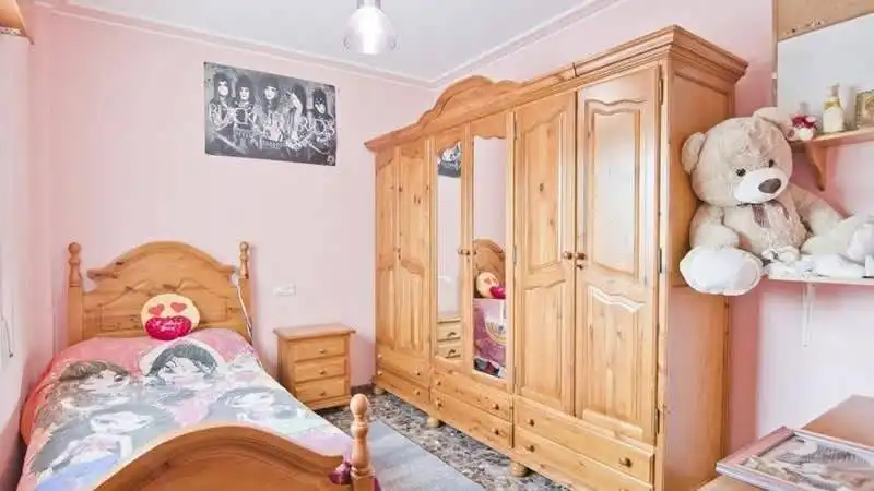 Dormitori de Casa o xalet en venda en Motril amb Aire condicionat i Balcó